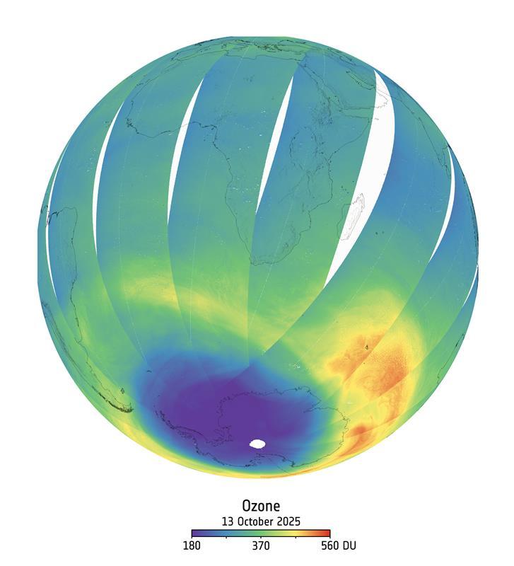 Data visualisation showing Antarctic ozone hole